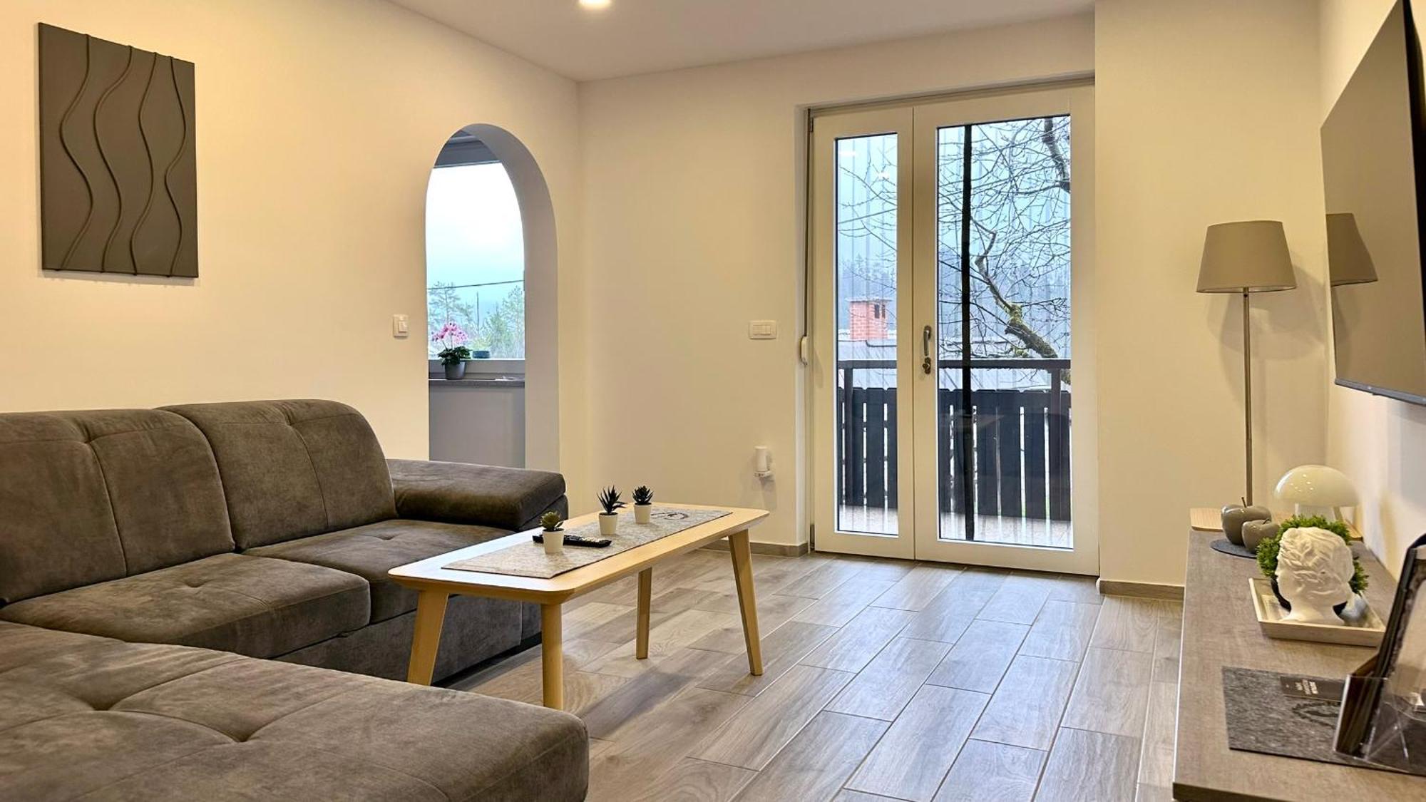 Apartments Franc Μπλεντ Εξωτερικό φωτογραφία
